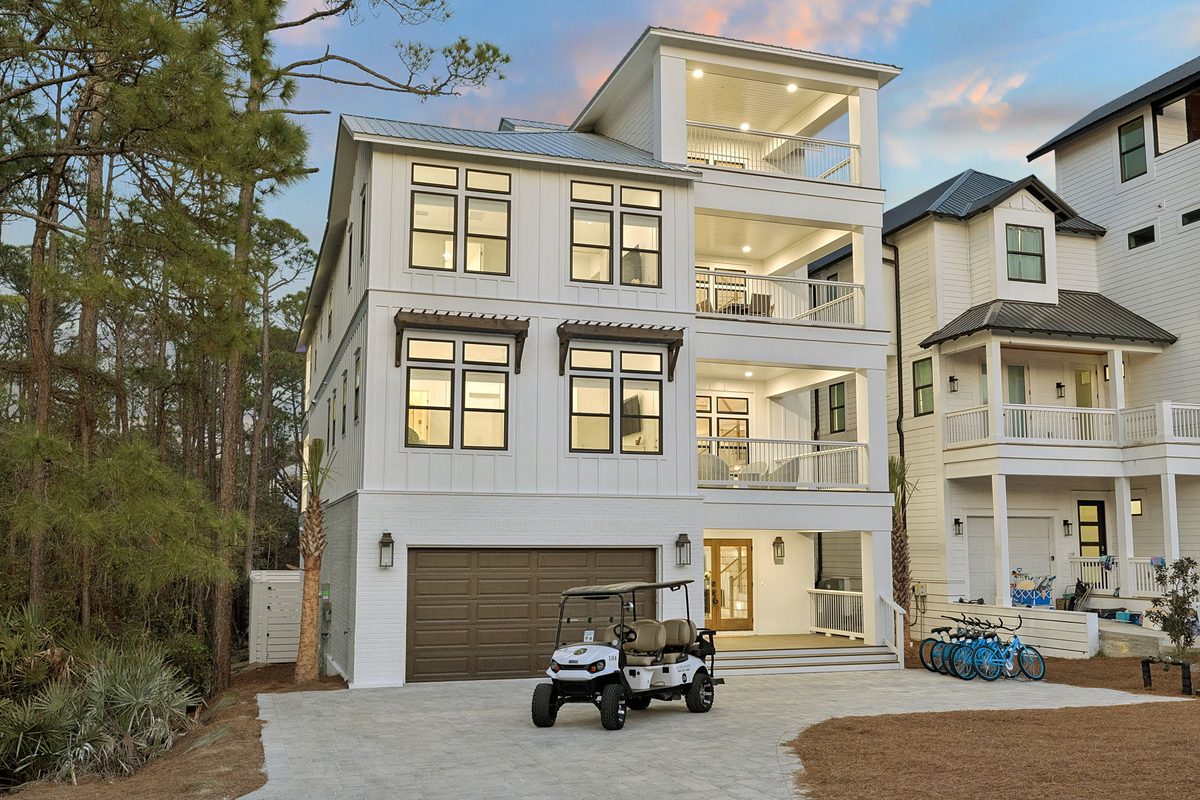 Coastal luxury home with pool